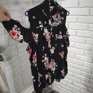 Ricki's Ladies Sleeveless Black with Flowers Blouse/Tunic